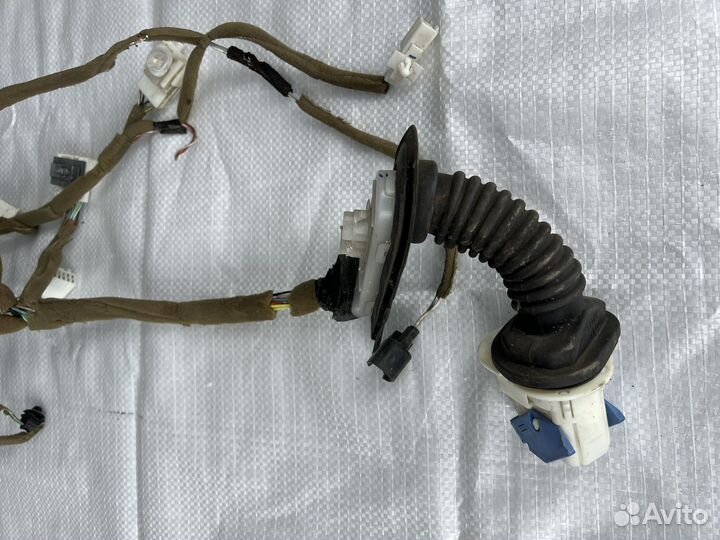 Проводка передней правой двери Mazda cx 7