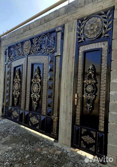 Ворота в Каспийске в новом дизайне на заказ