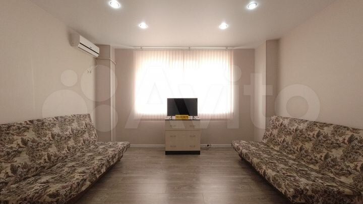 1-к. квартира, 42 м², 3/10 эт.