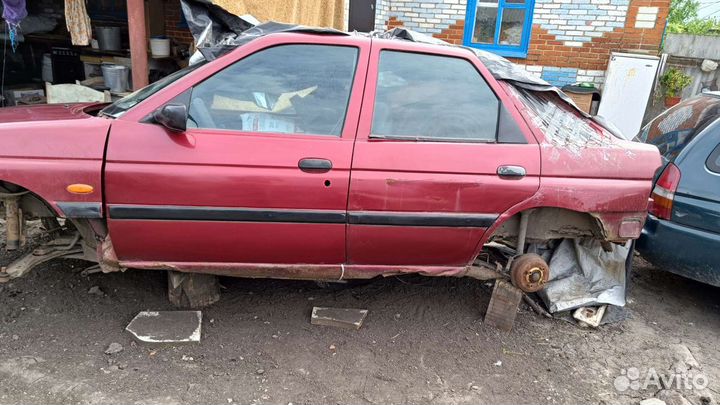 Капот ford escort 5