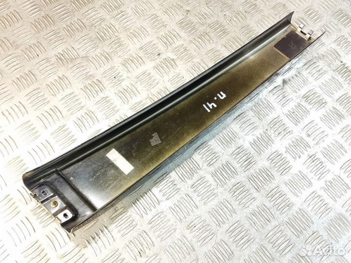 Накладка Volkswagen Touareg 2002 2010