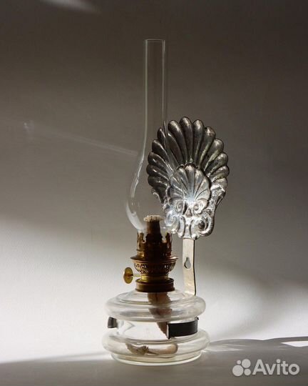 Антикварная керосиновая лампа Франция