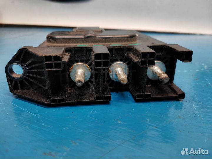 Блок предохранителей, реле Renault Megane 3