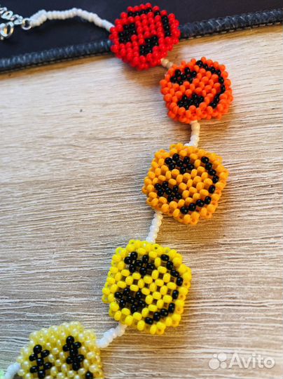 Колье из бисера смайлы, ожерелье, чокер, бусы