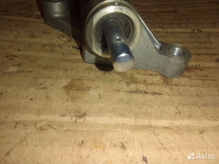 Натяжитель ремня грм 1.8 ARG Volkswagen Passat B5