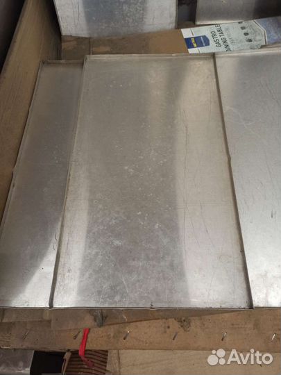Лист алюминиевый с бортом