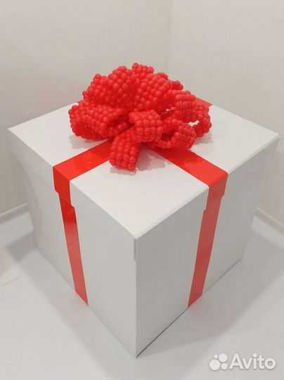 Большая Коробка сюрприз с шарами