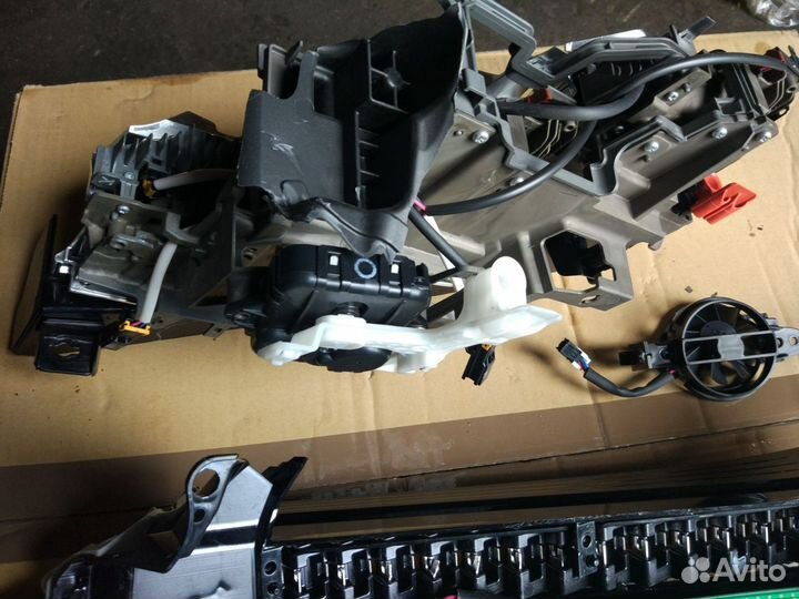 Фара правая Lexus RX 4 (16-19) г