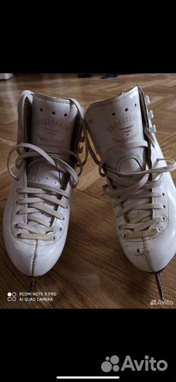 Фигурные коньки risport