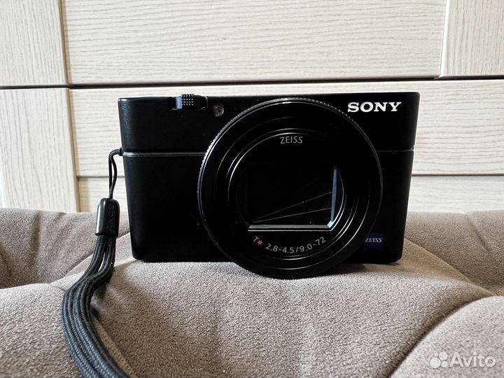 Фотоаппарат Sony rx100m7