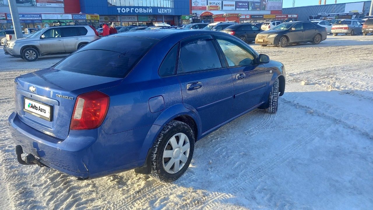 Chevrolet Lacetti: фото владельца