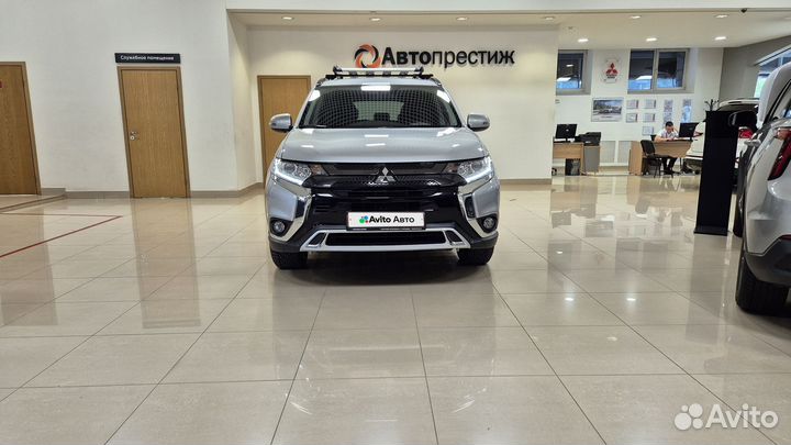 Mitsubishi Outlander 2.0 CVT, 2021, 27 000 км