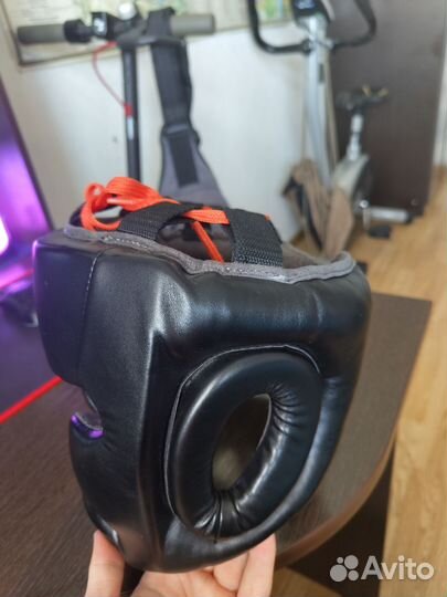 Боксерский шлем outshock