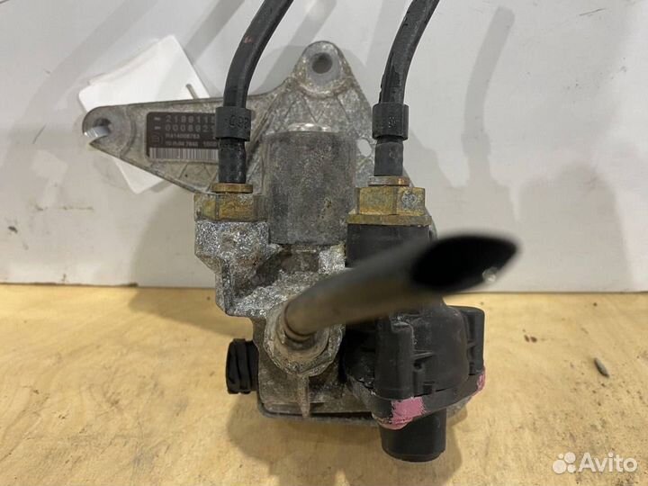 Клапан горного тормоза Volvo FH4 21707054