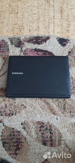 Ноутбук Samsung+телефоны