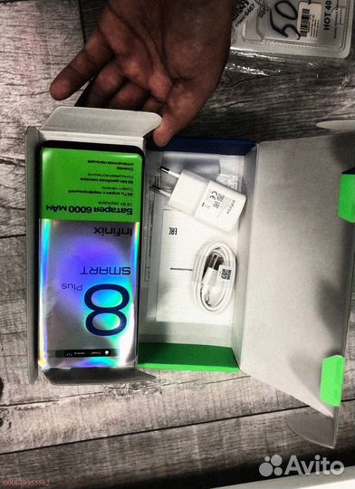 Infinix Smart 8 Plus, 4/64 ГБ