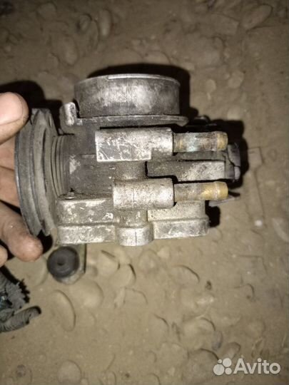 Дроссельная заслонка Opel Vectra B X16XEL