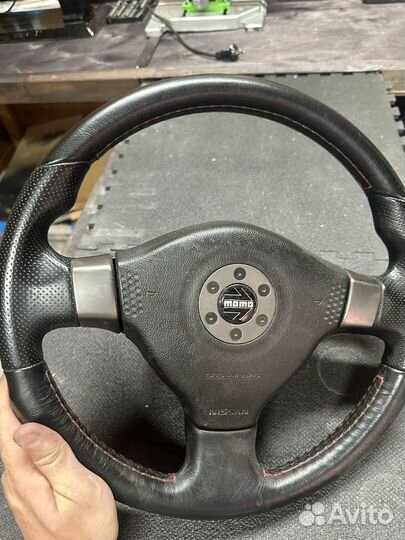 Руль momo от nissan skyline r34