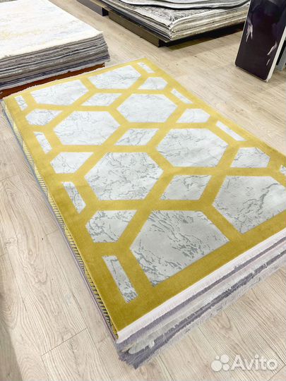 Ковер современный