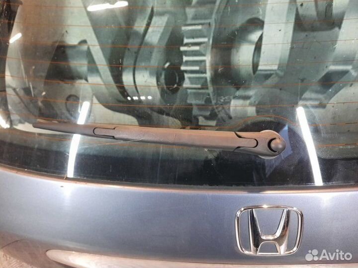 Крышка багажника Honda Civic хэтчбэк 5 дв. 2005