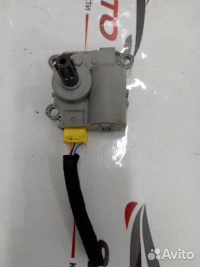 Сервопривод заслонок печки Genesis Gv80 1