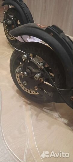 Самокат с дисковым тормозом