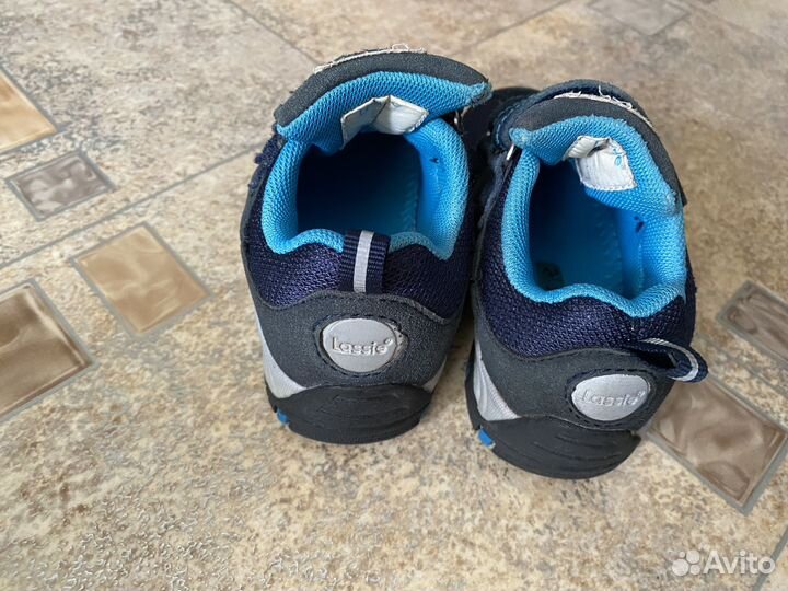 Ботинки Lassie для мальчика 22 размер б/у