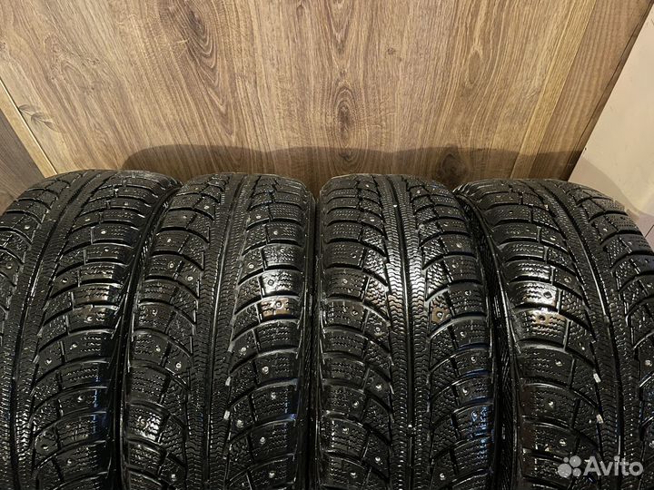 Gislaved Nord Frost 5 185/60 R15 88H