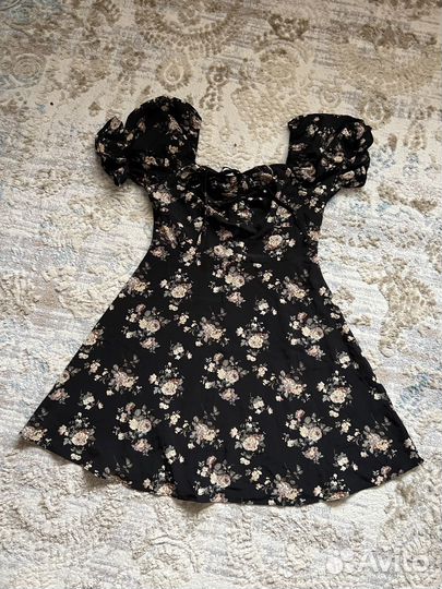 Платье с цветочным принтом