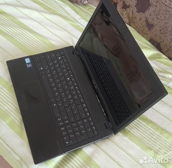 Ноутбук asus P53 Intel Core i3 / 3GB / 320GB