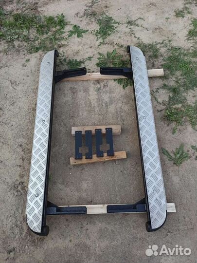 Защита порогов ваз 2121