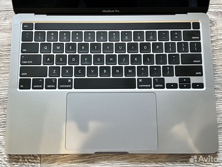 MacBook Pro 13 2020 i7 16GB RAM 512 SSD нерабочий