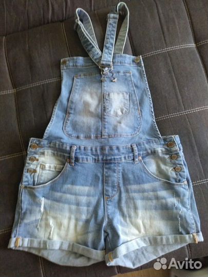 Джинсовый комбинезон шорты