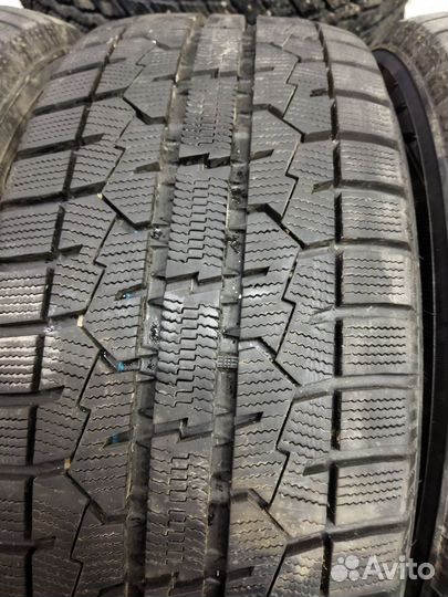 Toyo Observe Garit GIZ 225/55 R17 97