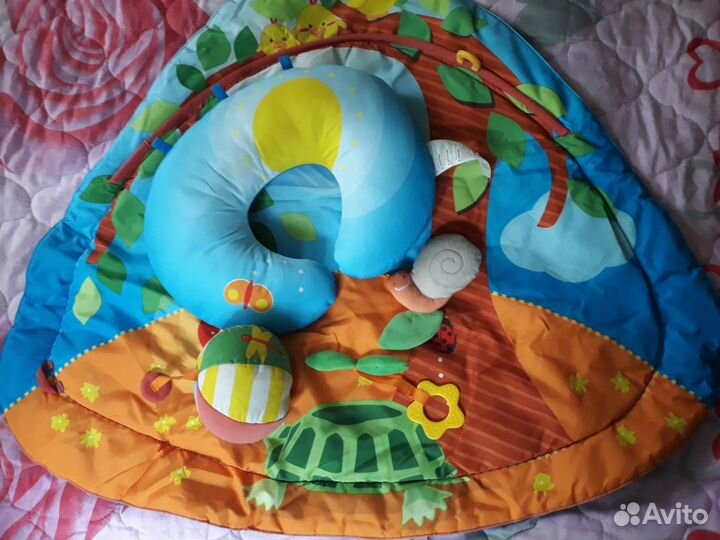 Игровой коврик для малыша для лежания на животе