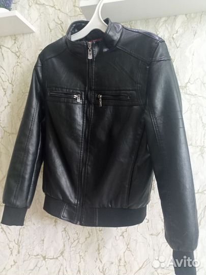 Кожаная куртка на подростка