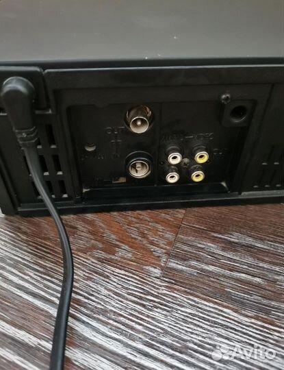 Видеомагнитофон panasonic