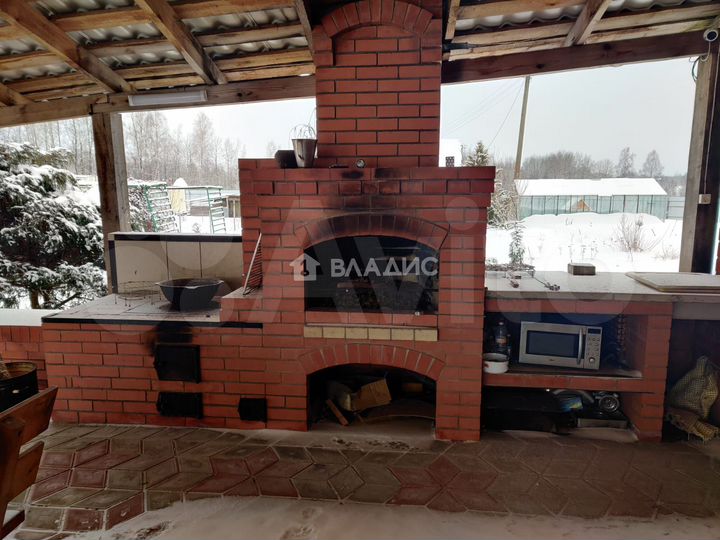 Дом 310,7 м² на участке 11,99 га