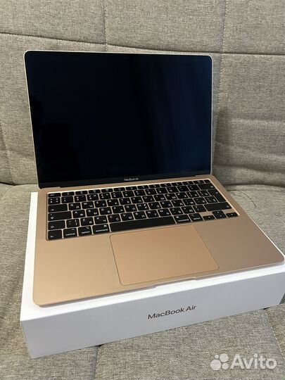 Apple MacBook Air 2020 i5/8/512Gb