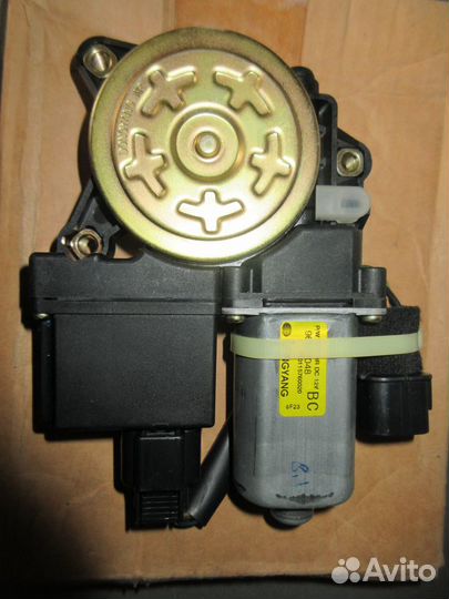 Электродвигатель стеклоподъемника передний Captiva