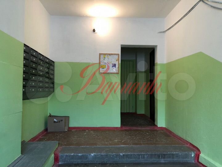 2-к. квартира, 56 м², 1/9 эт.