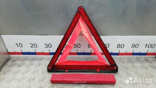 Знак аварийной остановки mercedes benz CLS C219 (4