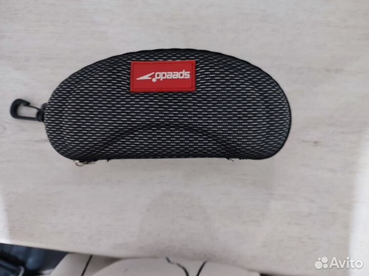 Очки для плавания