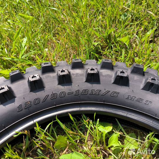 Покрышка 18
