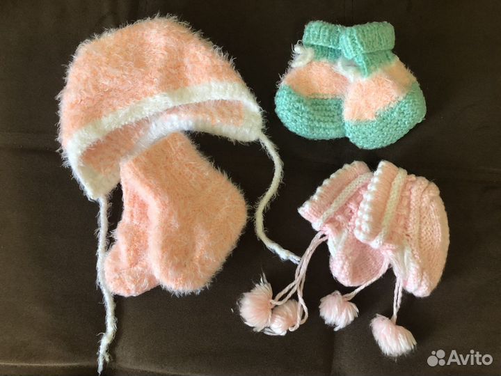 Новые пинетки и шапочка