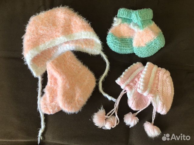 Новые пинетки и шапочка