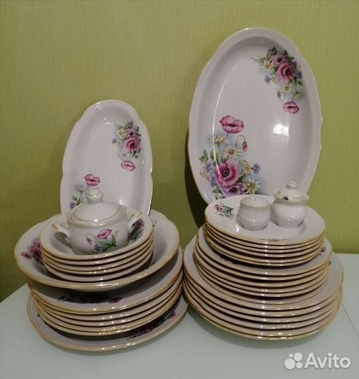 Сервиз. Набор столовой посуды