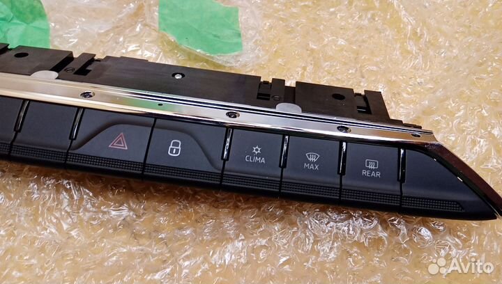 Блок управления климатической установкой Octavia