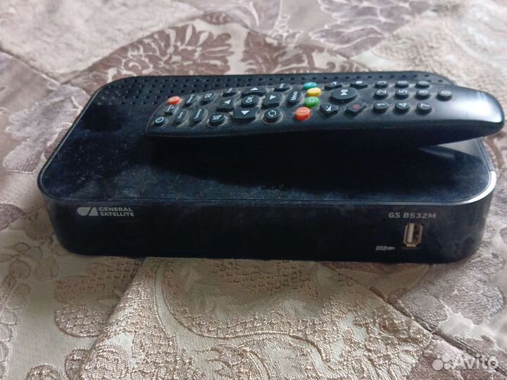 Спутниковый ресивер триколор