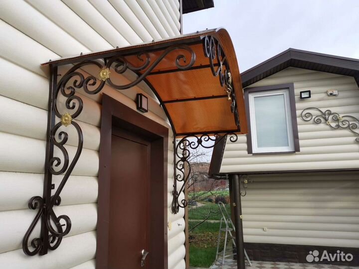 Кованый козырёк